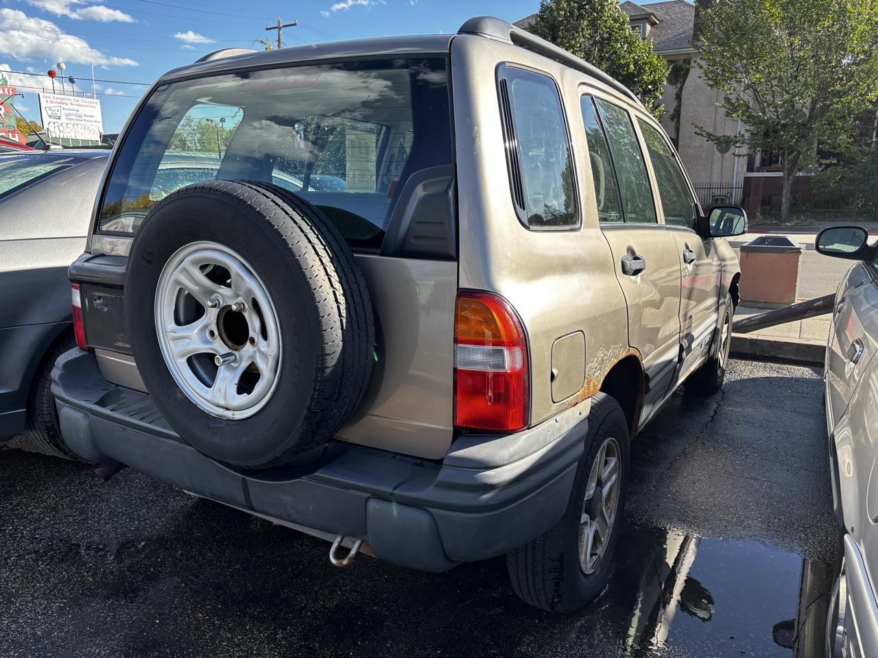 Chevrolet Tracker 4-Door Hardtop 4WD 2002