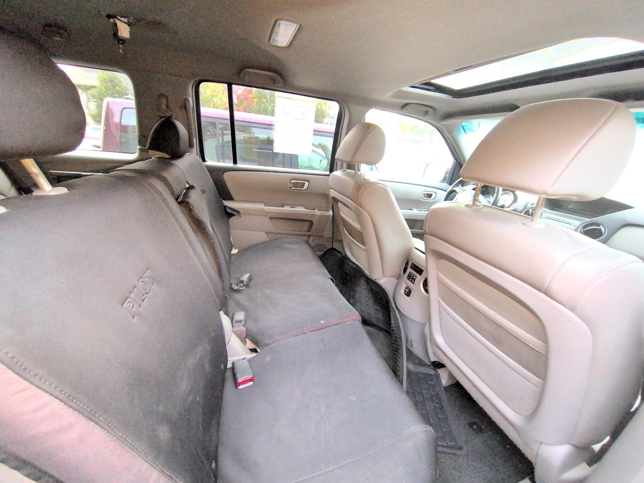 Honda Pilot EX-L 4WD 5-Spd AT 2011