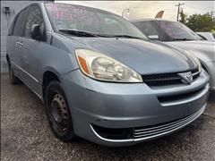2004 Toyota Sienna 