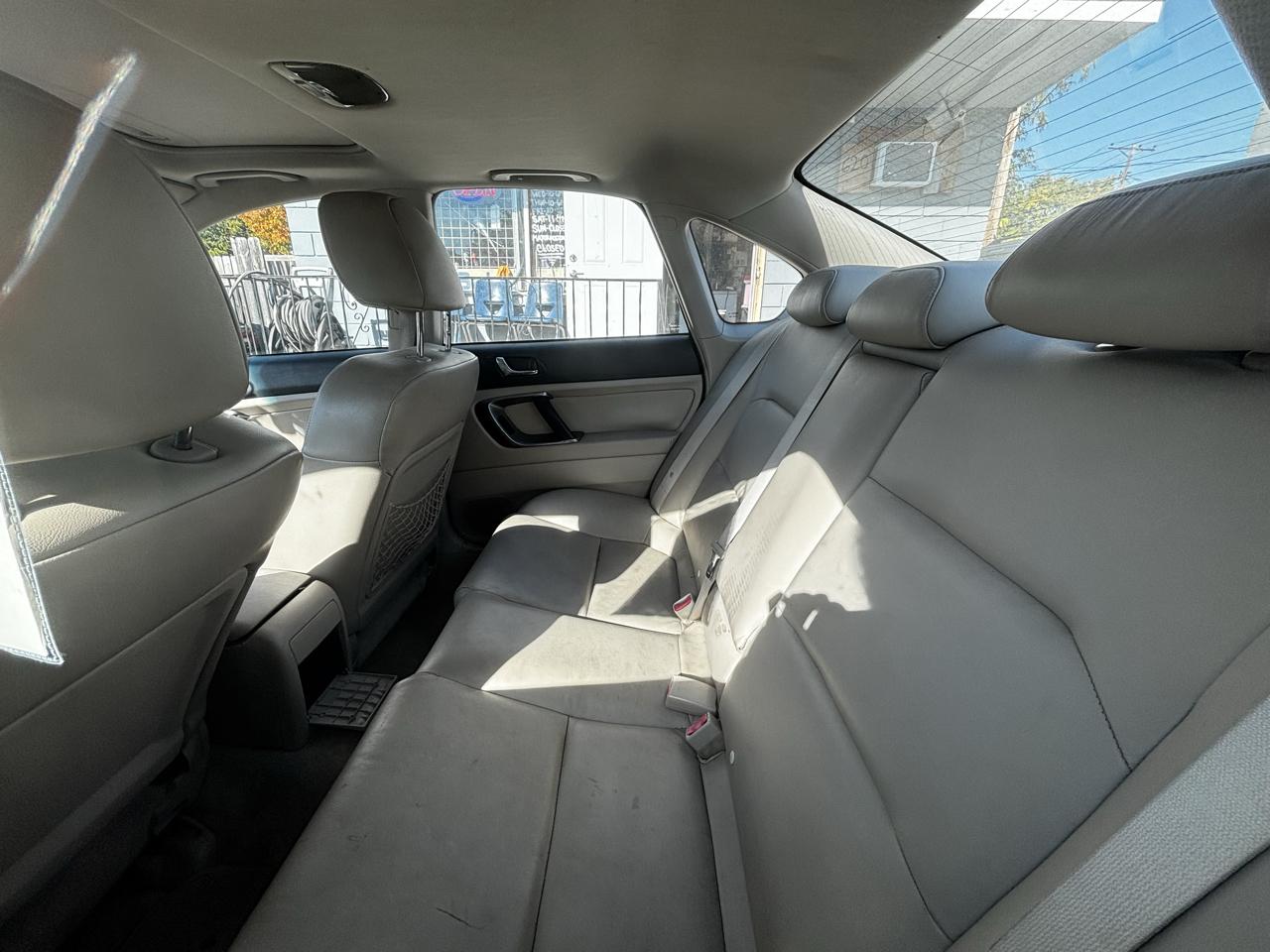 Subaru Outback 2.5i Limited Sedan 2006