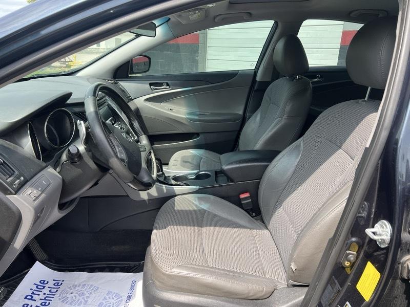 2011 Hyundai Sonata SE - Photo 9