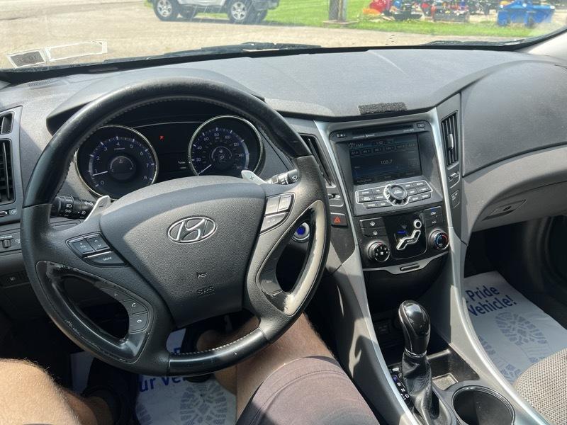 2011 Hyundai Sonata SE - Photo 10