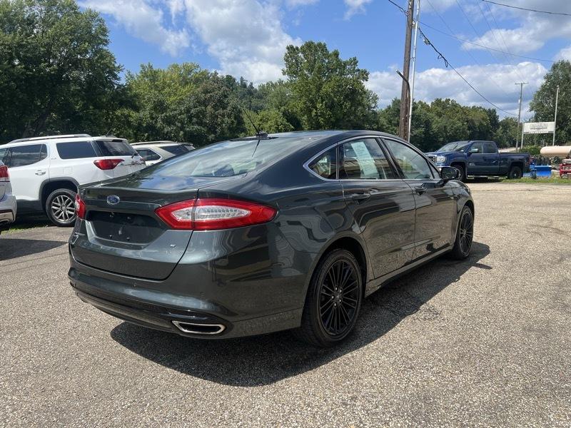 2016 Ford Fusion SE - Photo 7