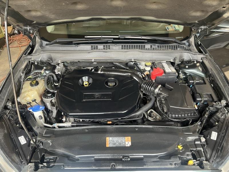 2016 Ford Fusion SE - Photo 16