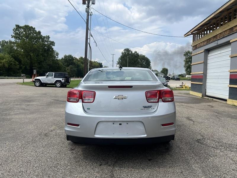 2015 Chevrolet Malibu 1LS - Photo 8