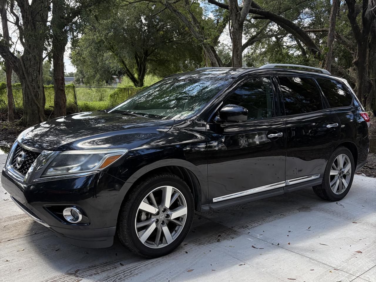 2015 Nissan Pathfinder 2WD 4dr Platinum
