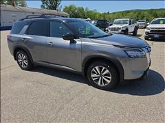 2022 Nissan Pathfinder 