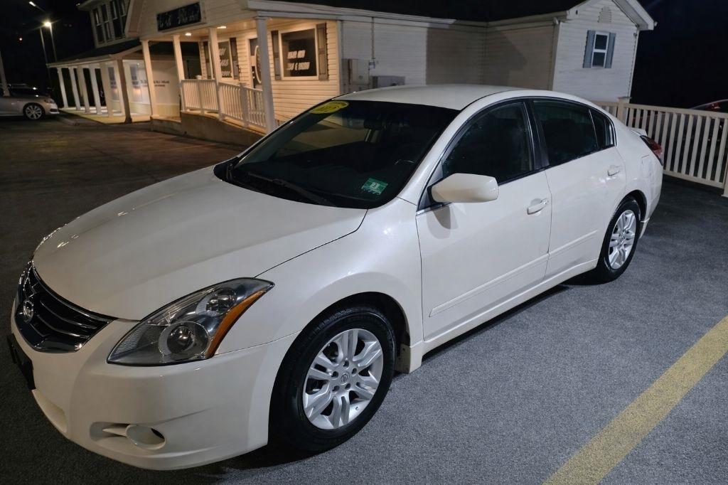 Nissan Altima 2.5 S 2012