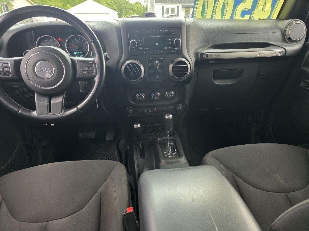 Jeep Wrangler Unlimited Sport 4WD 2015