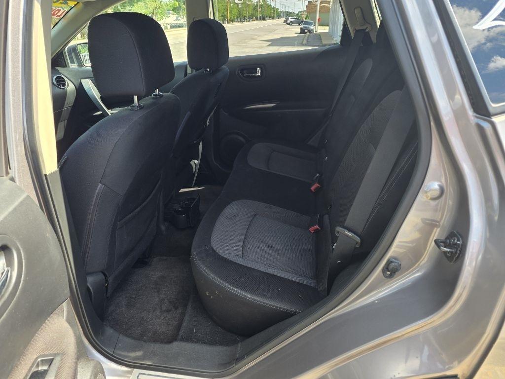 Nissan Rogue S AWD 2013