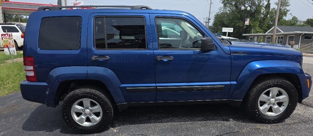 Jeep Liberty Sport 4WD 2010