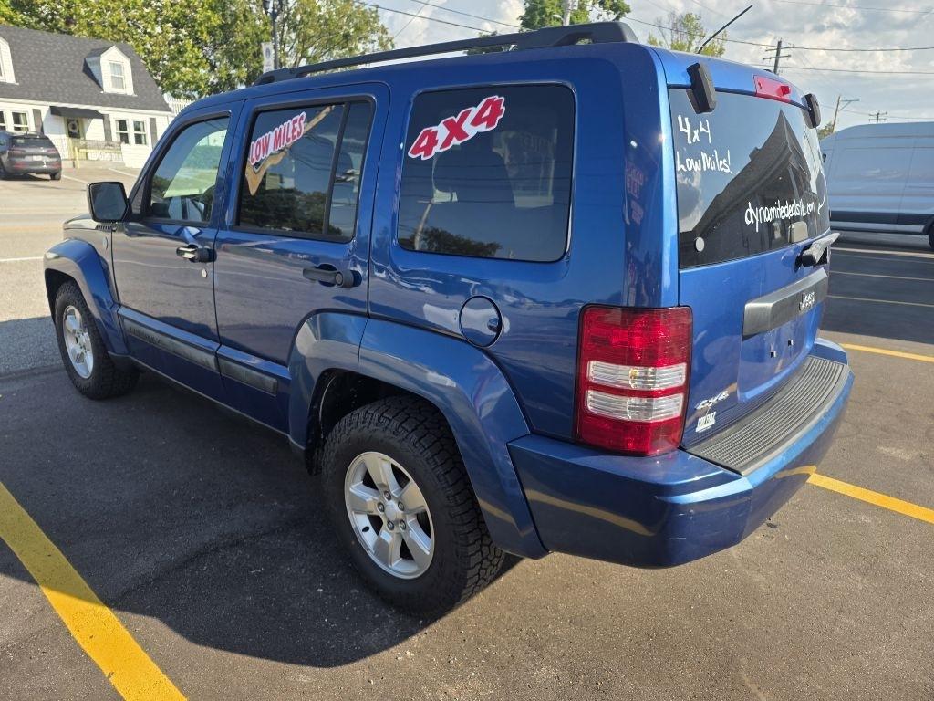 Jeep Liberty Sport 4WD 2010
