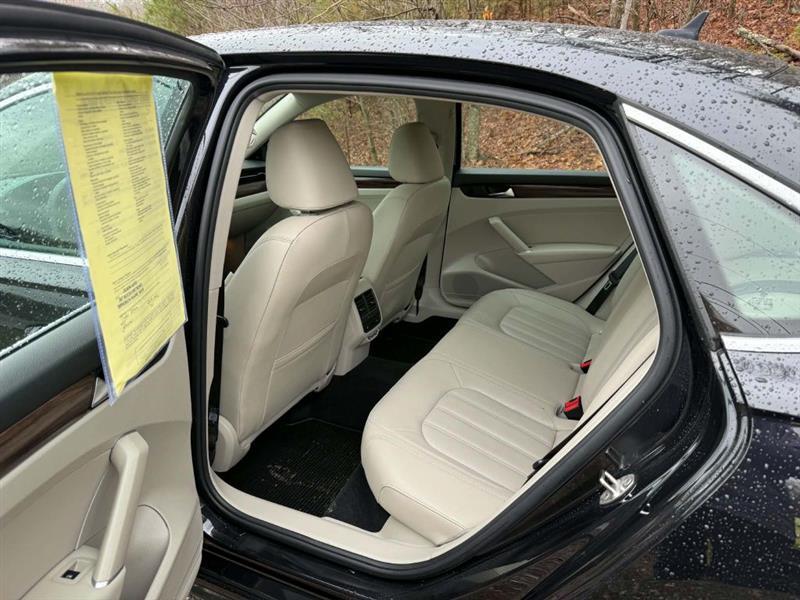 Volkswagen Passat SEL 2020