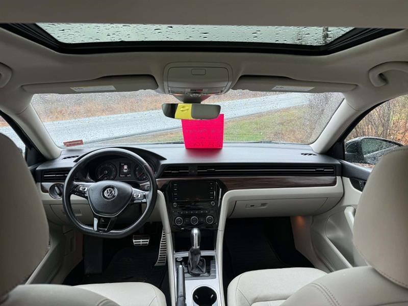 Volkswagen Passat SEL 2020