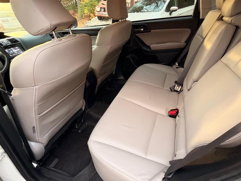 Subaru Forester 2.5i Limited 2015