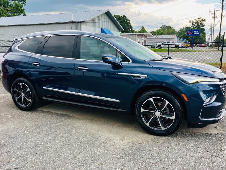 Buick Enclave Essence FWD 2022