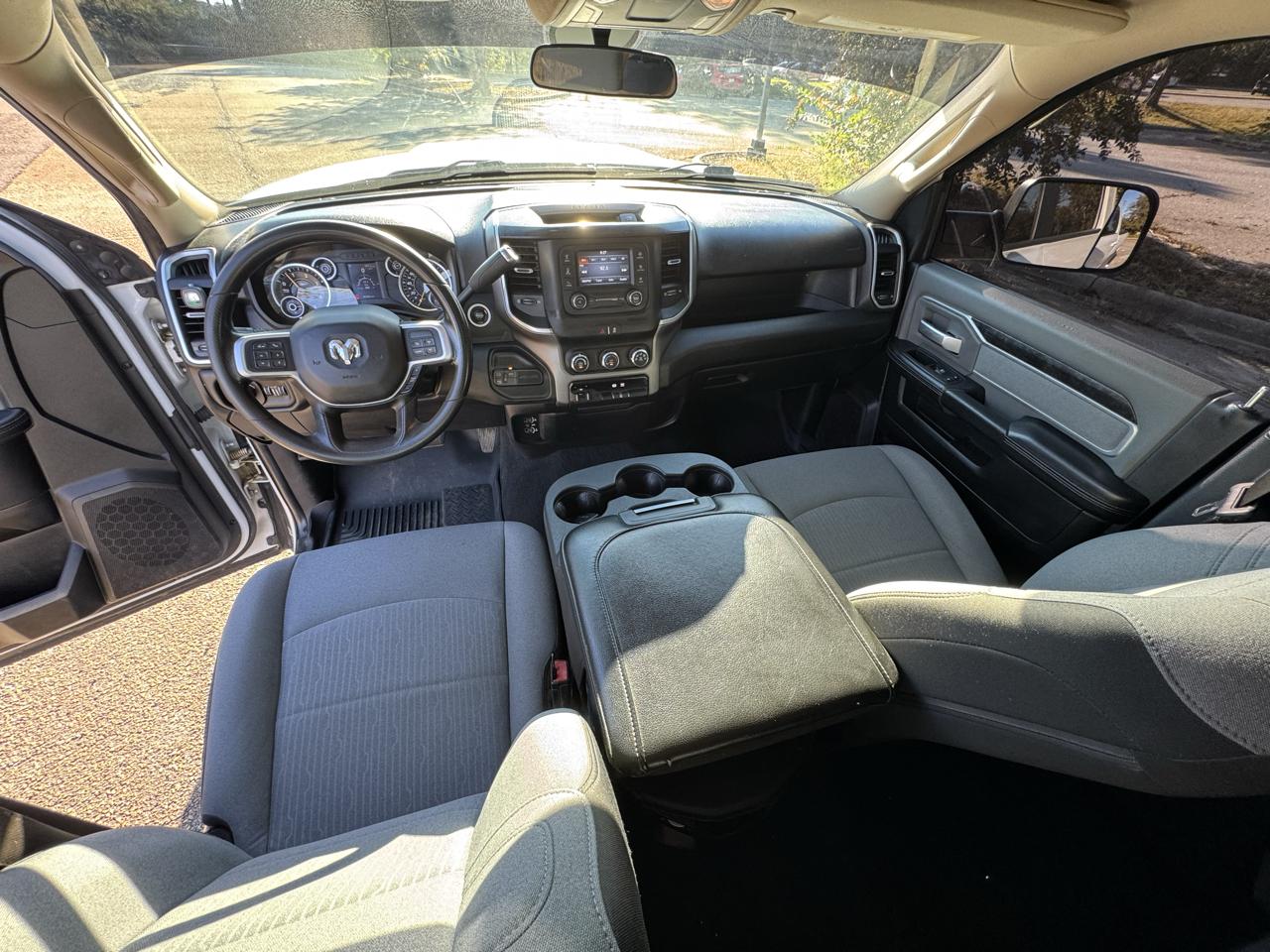 RAM 2500 Tradesman Crew Cab SWB 4WD 2019