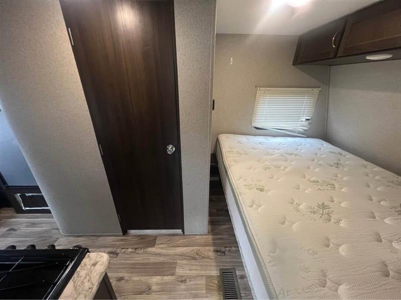 Keystone Cougar  2017