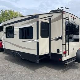 Keystone Cougar  2017