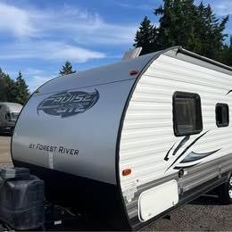 Forest River Trailer  2015