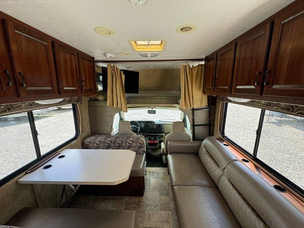 Forest River Sunseeker  2014
