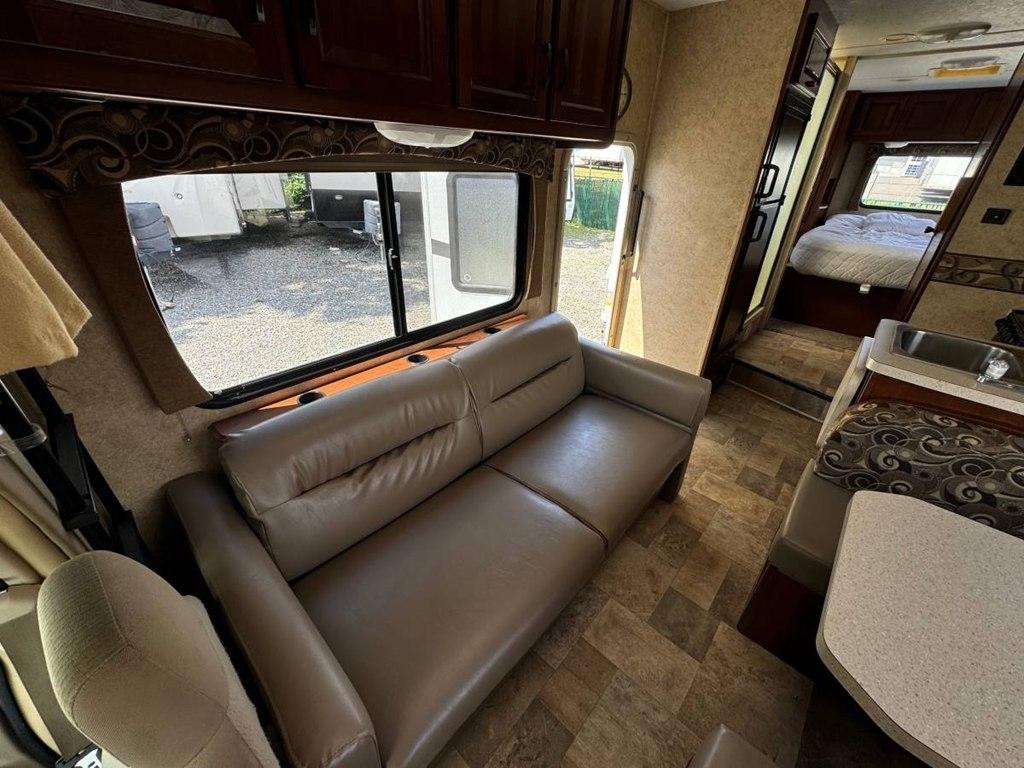 Forest River Sunseeker  2014
