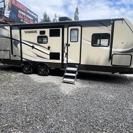 Forest River Rainier  2018