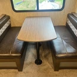 Cruiser RV Shadow Cruiser  2019