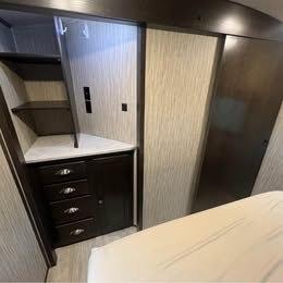Cruiser RV Shadow Cruiser  2019
