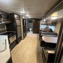 Cruiser RV Shadow Cruiser  2019