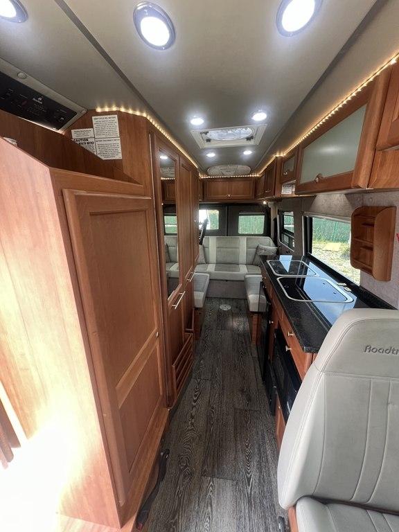 Roadtrek Motorhomes RS-Adventurous  2014