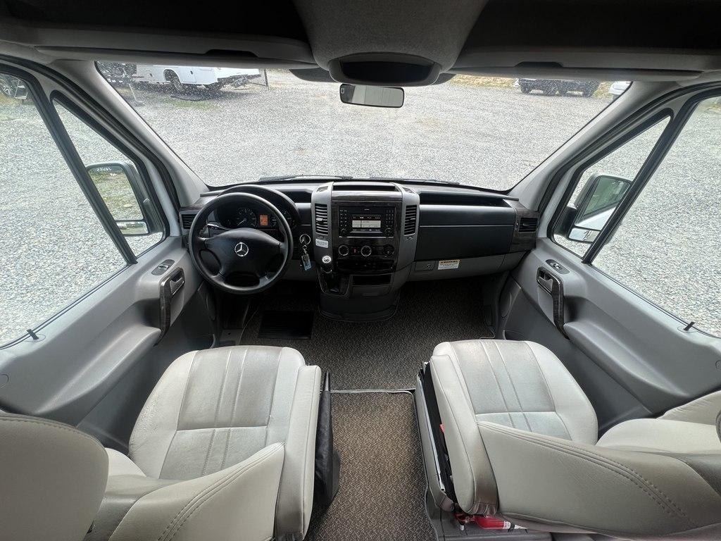 Roadtrek Motorhomes RS-Adventurous  2014