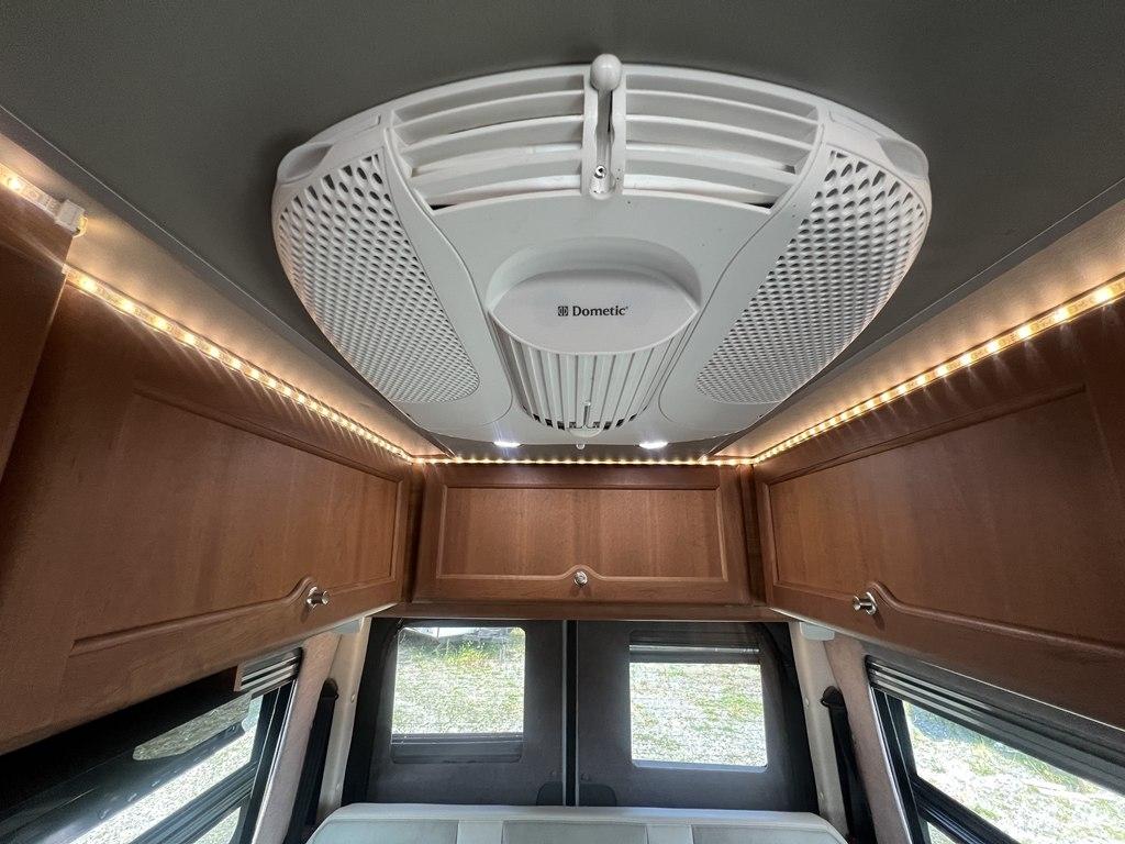 Roadtrek Motorhomes RS-Adventurous  2014