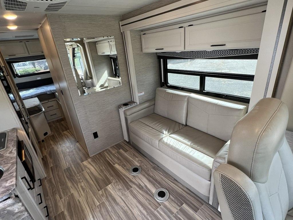 Ford Econo Strip Chass S-Duty  2022