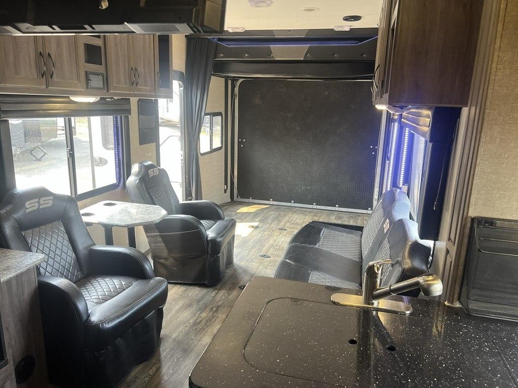Pacific Coachworks Trailer Unknown  2019