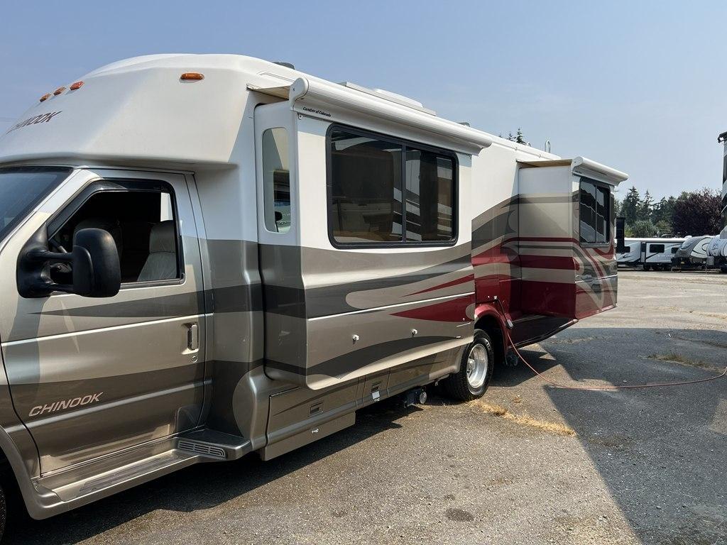 Chinook RV Dream  2004