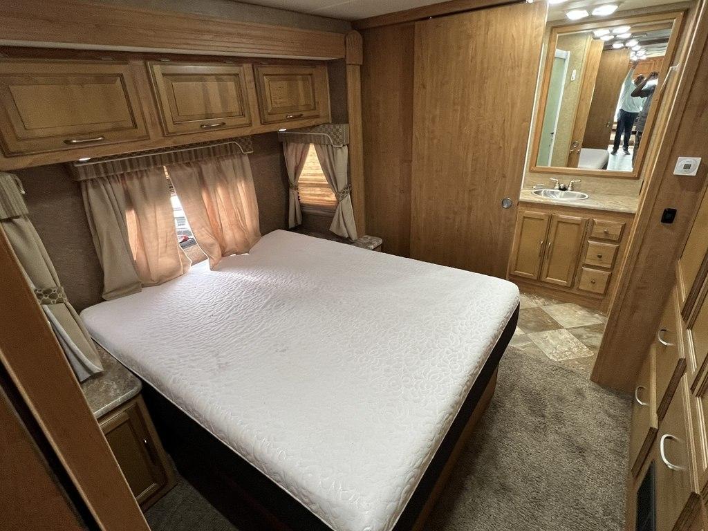 Coachmen Mirada  2013