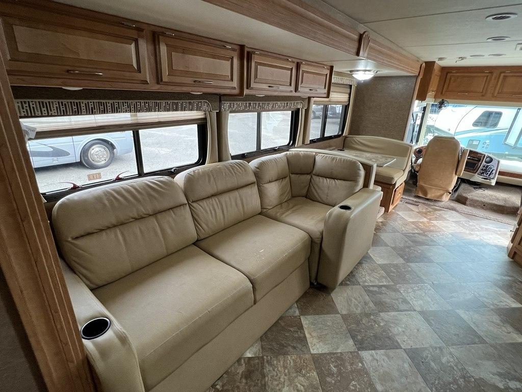 Coachmen Mirada  2013