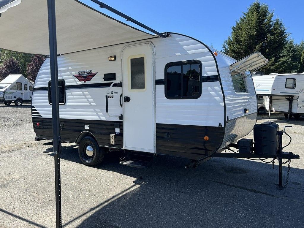Riverside RV Retro  2017