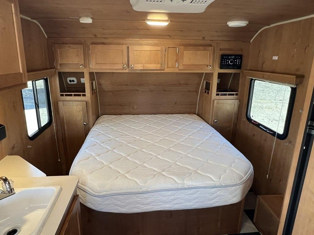 Riverside RV Retro  2017