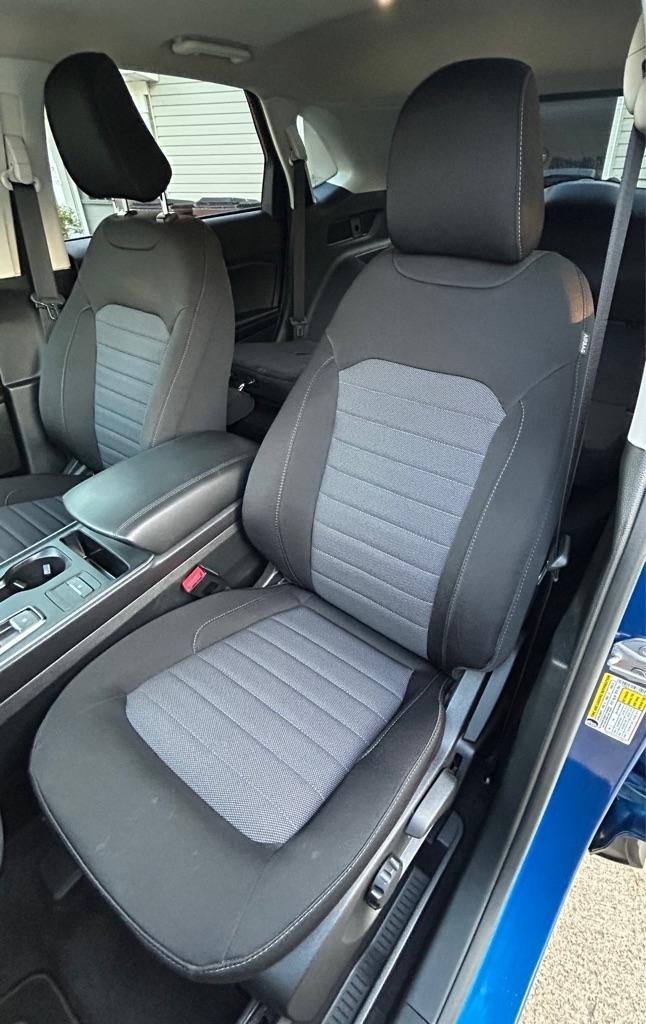 2023 Ford Edge SE - Photo 9