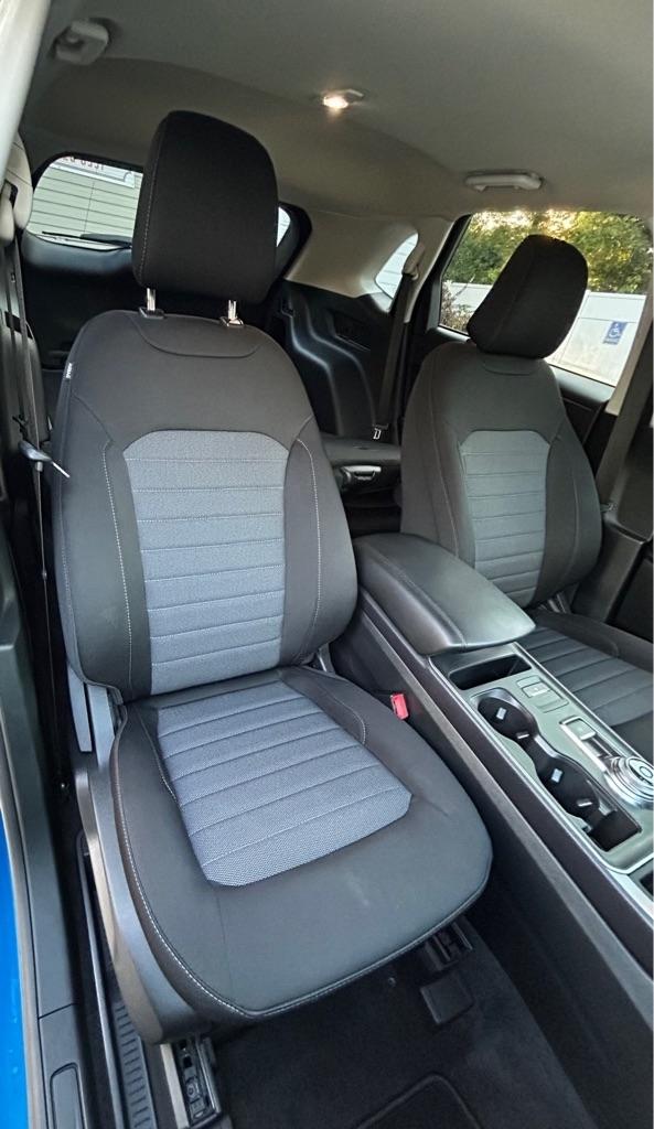 2023 Ford Edge SE - Photo 10