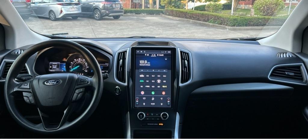 2023 Ford Edge SE - Photo 13
