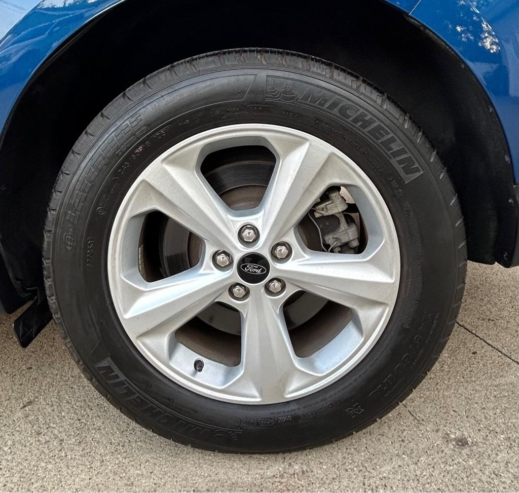 2023 Ford Edge SE - Photo 21