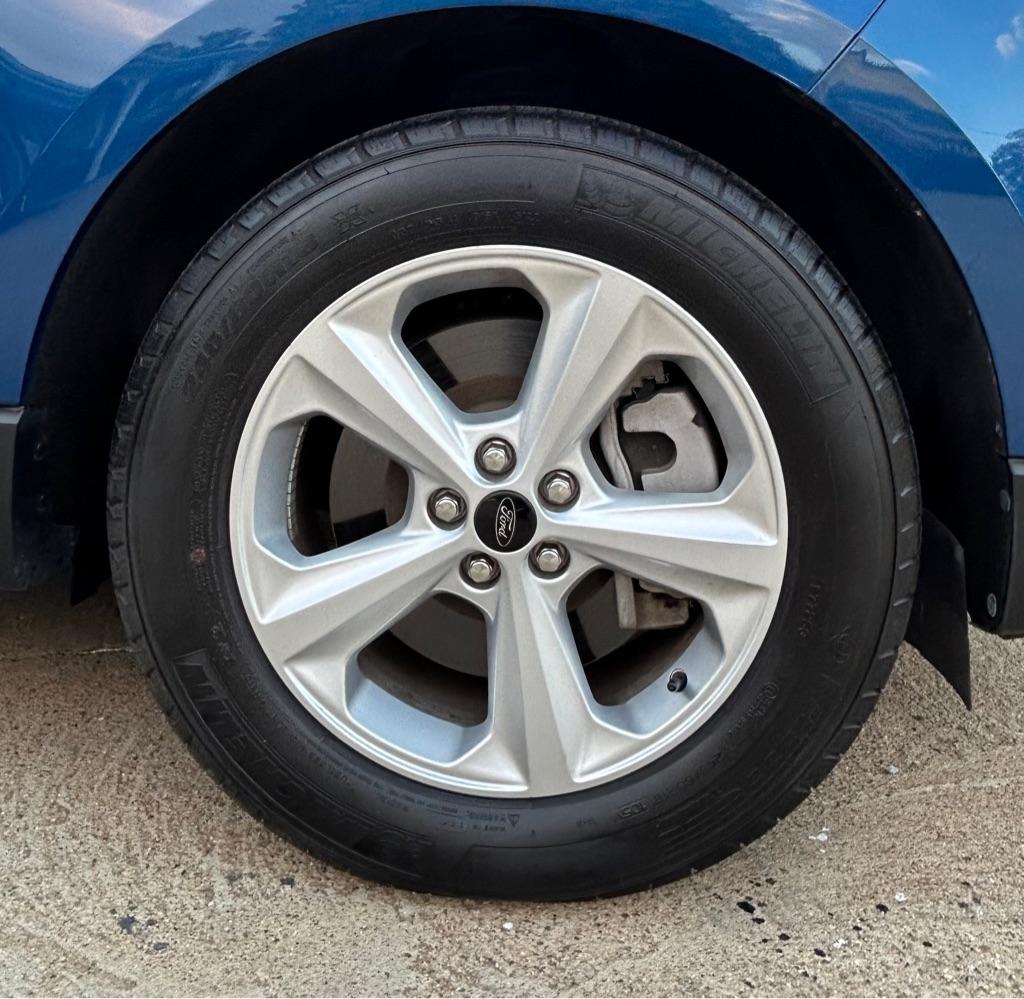 2023 Ford Edge SE - Photo 23