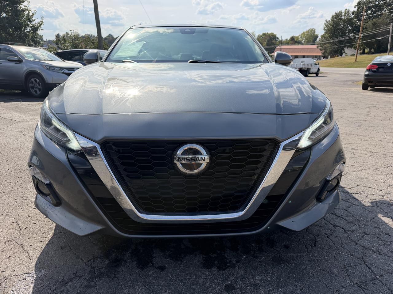 Nissan Altima  2019