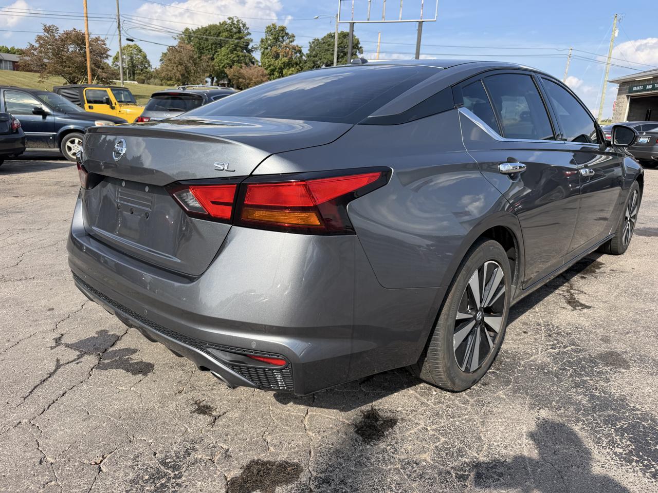 Nissan Altima  2019