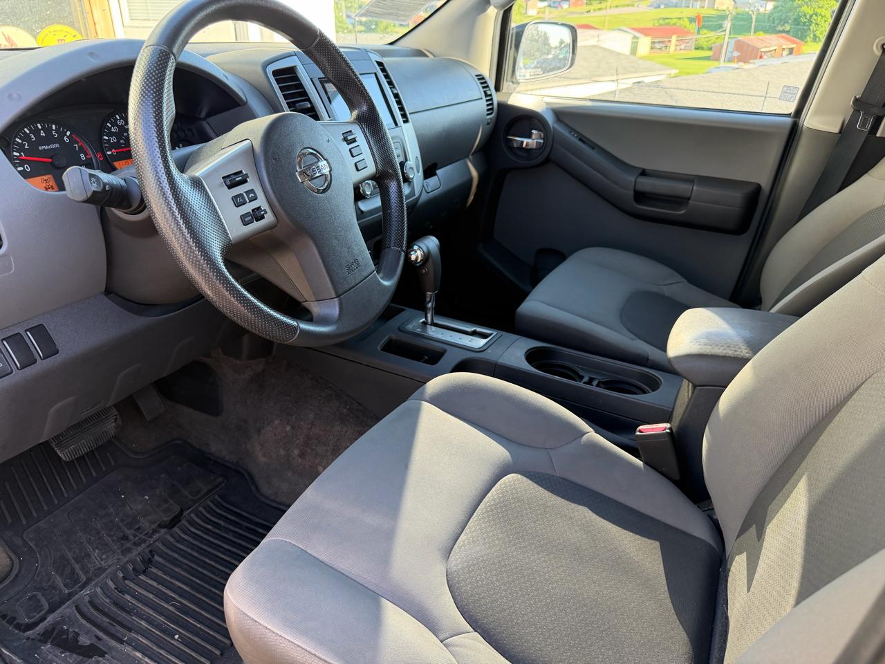 Nissan Xterra  2014