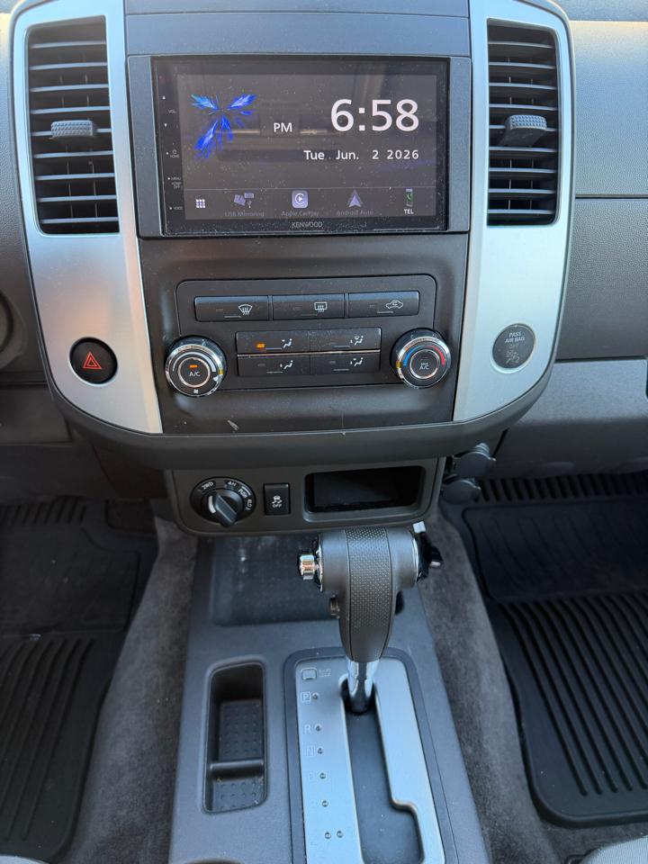 Nissan Xterra  2014