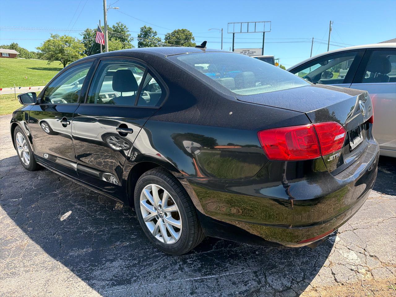 Volkswagen Jetta  2012